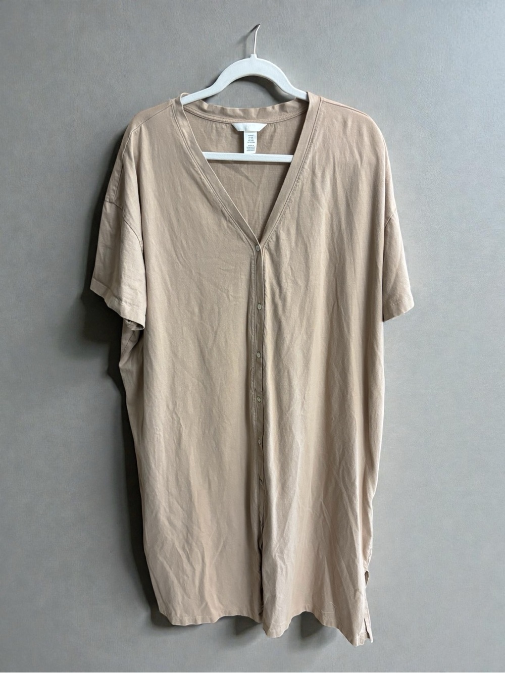H&M Women’s Short-Sleeve Button-Down Dress in Beige XXL